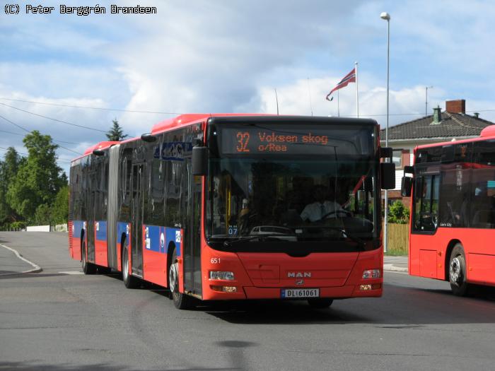 Unibuss 651, Røa - Linie 32
