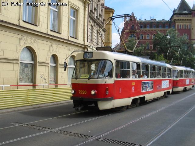 DP Praha 7226, Smetanovo nábr.